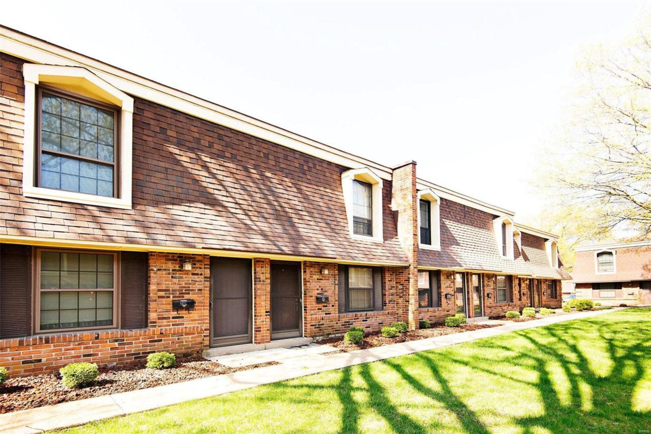 1871 Mansard Drive - Photo 1