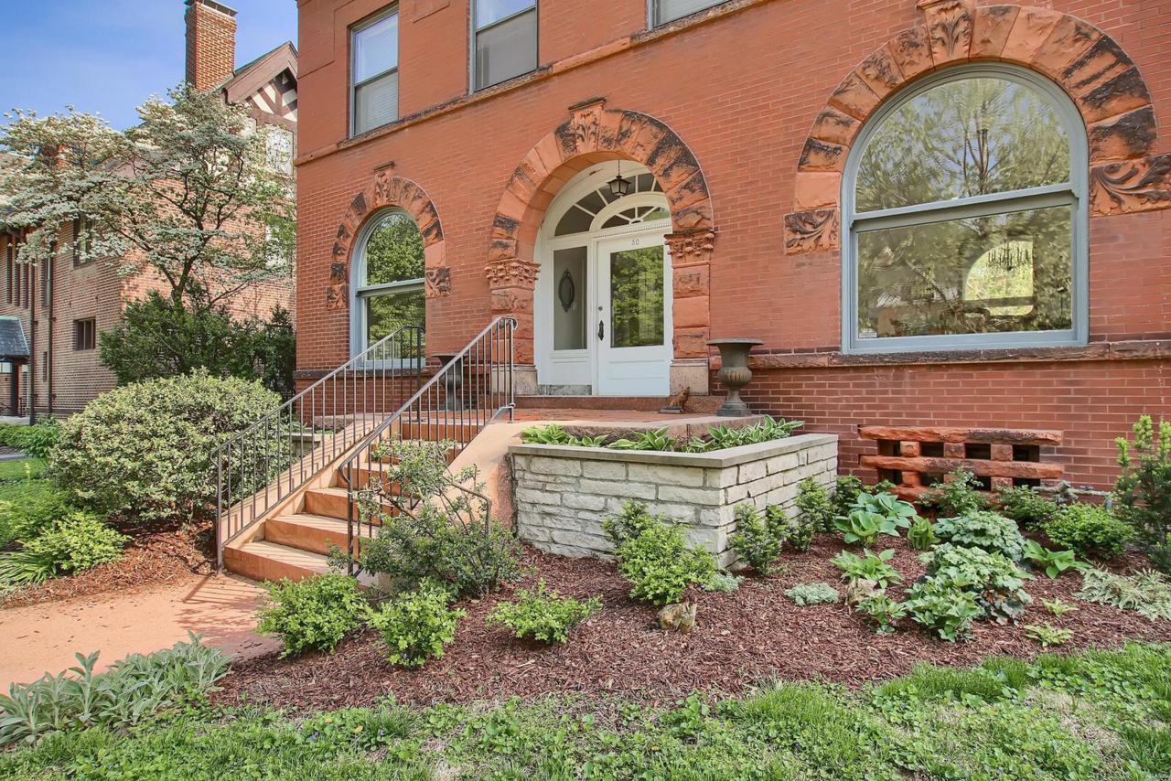 50 Waterman Place - Photo 1