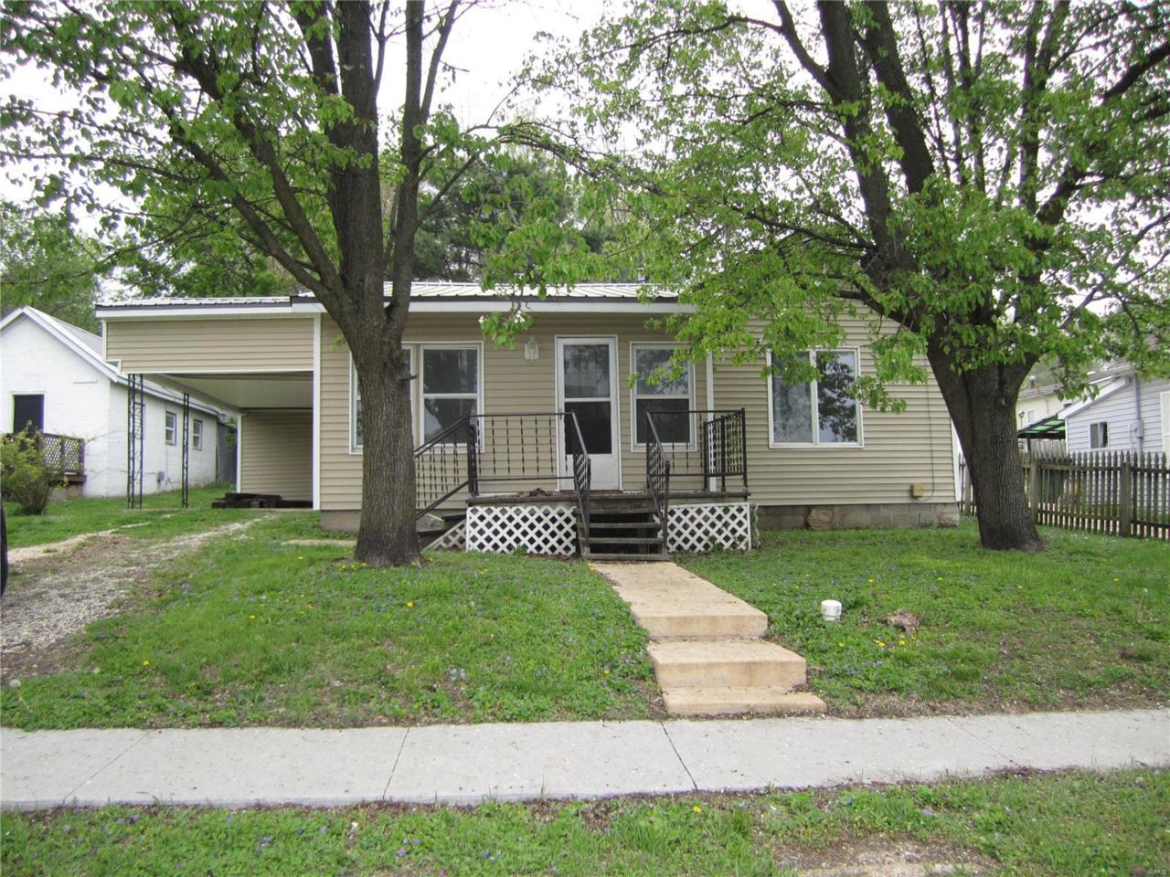 619 Frankford Road - Photo 1