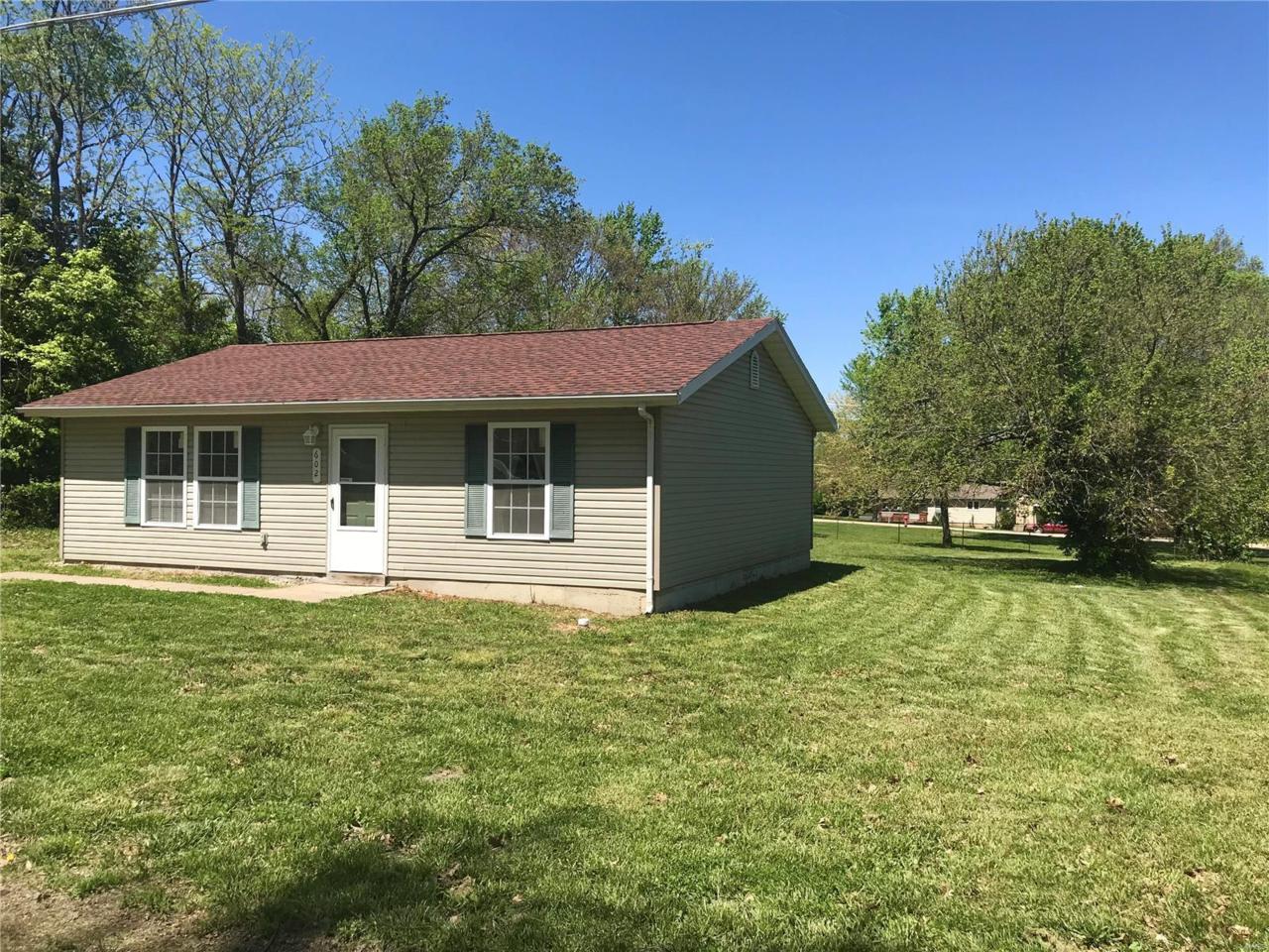 602 Mildred - Photo 1