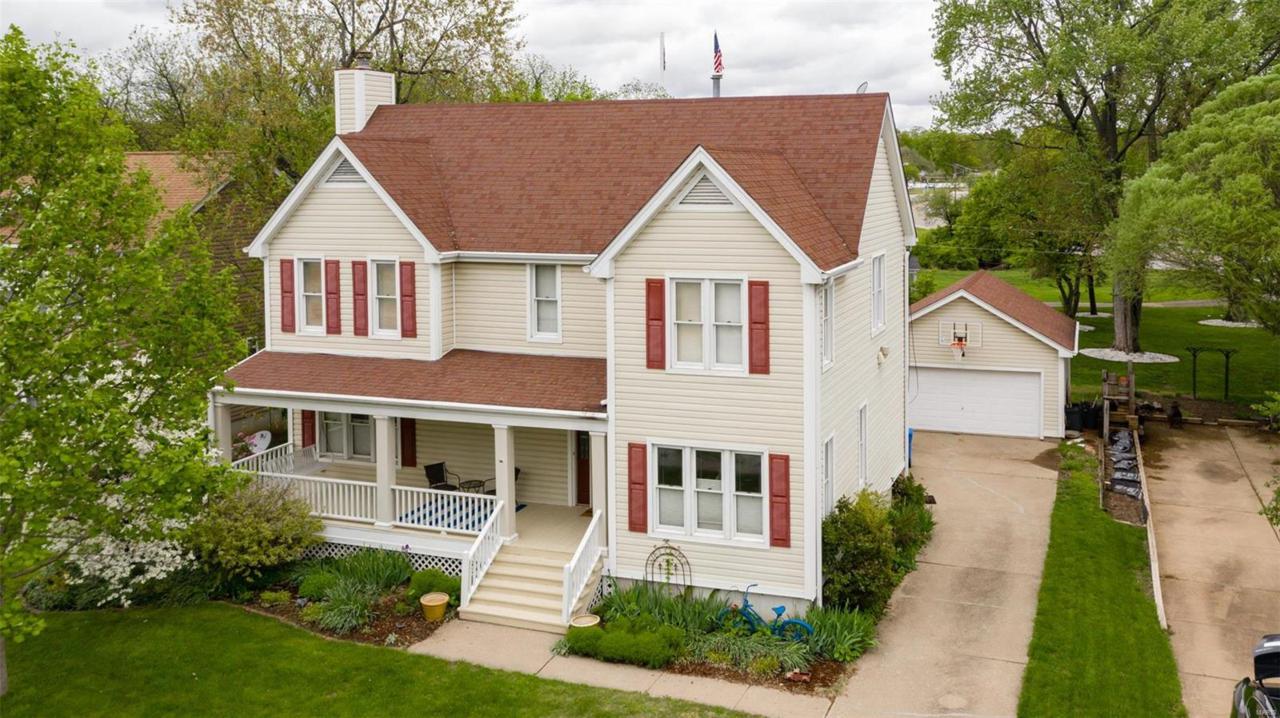 325 Reighley Place - Photo 1