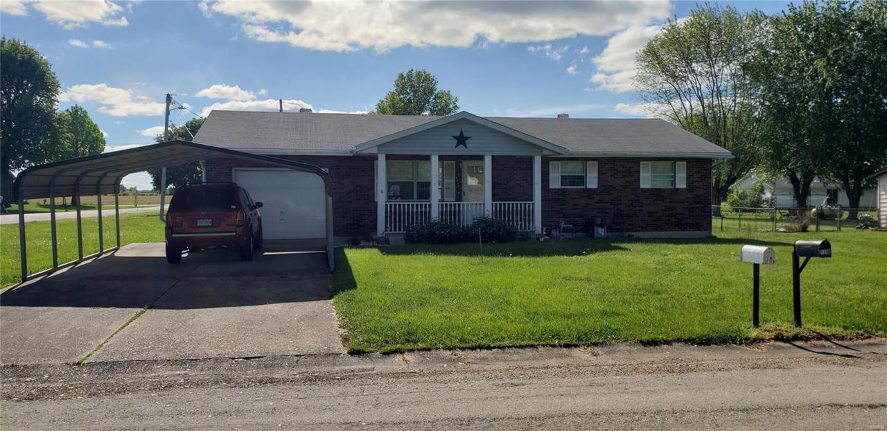 3619 Pam Lane - Photo 1