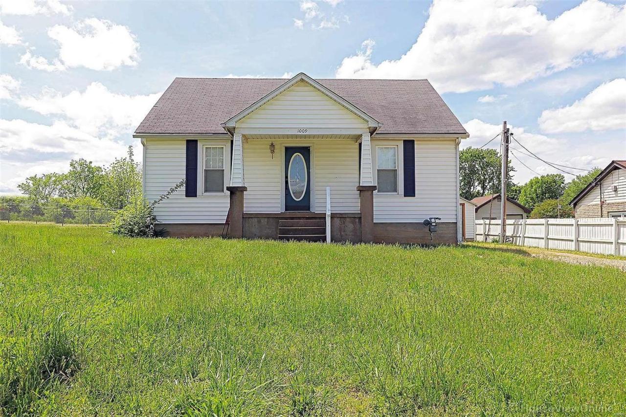 1009 Jefferson - Photo 1
