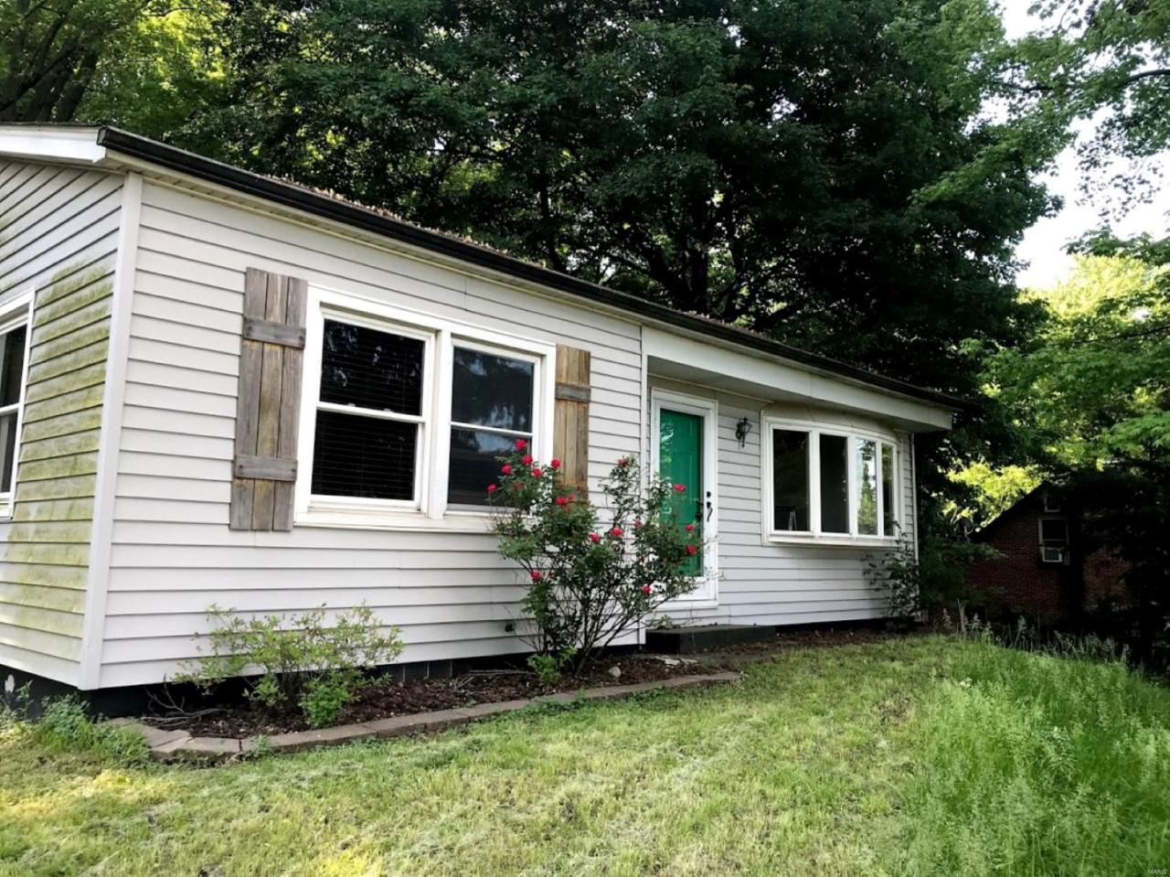 118 Skyline Drive - Photo 1