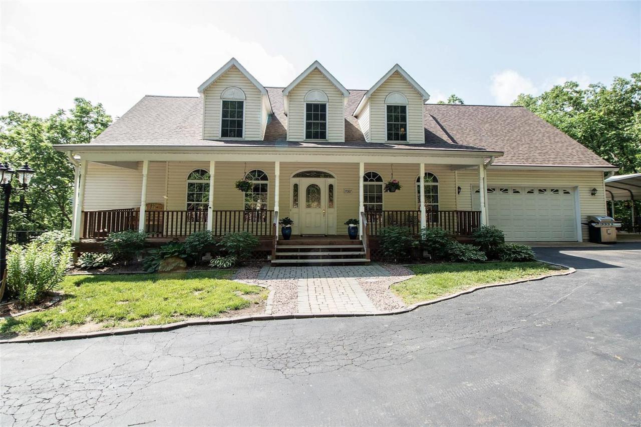 7087 Old Lemay Ferry Road - Photo 1