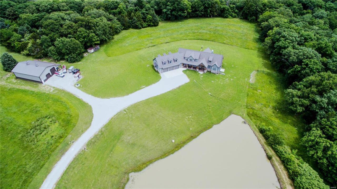 3990 Highway T - Photo 1
