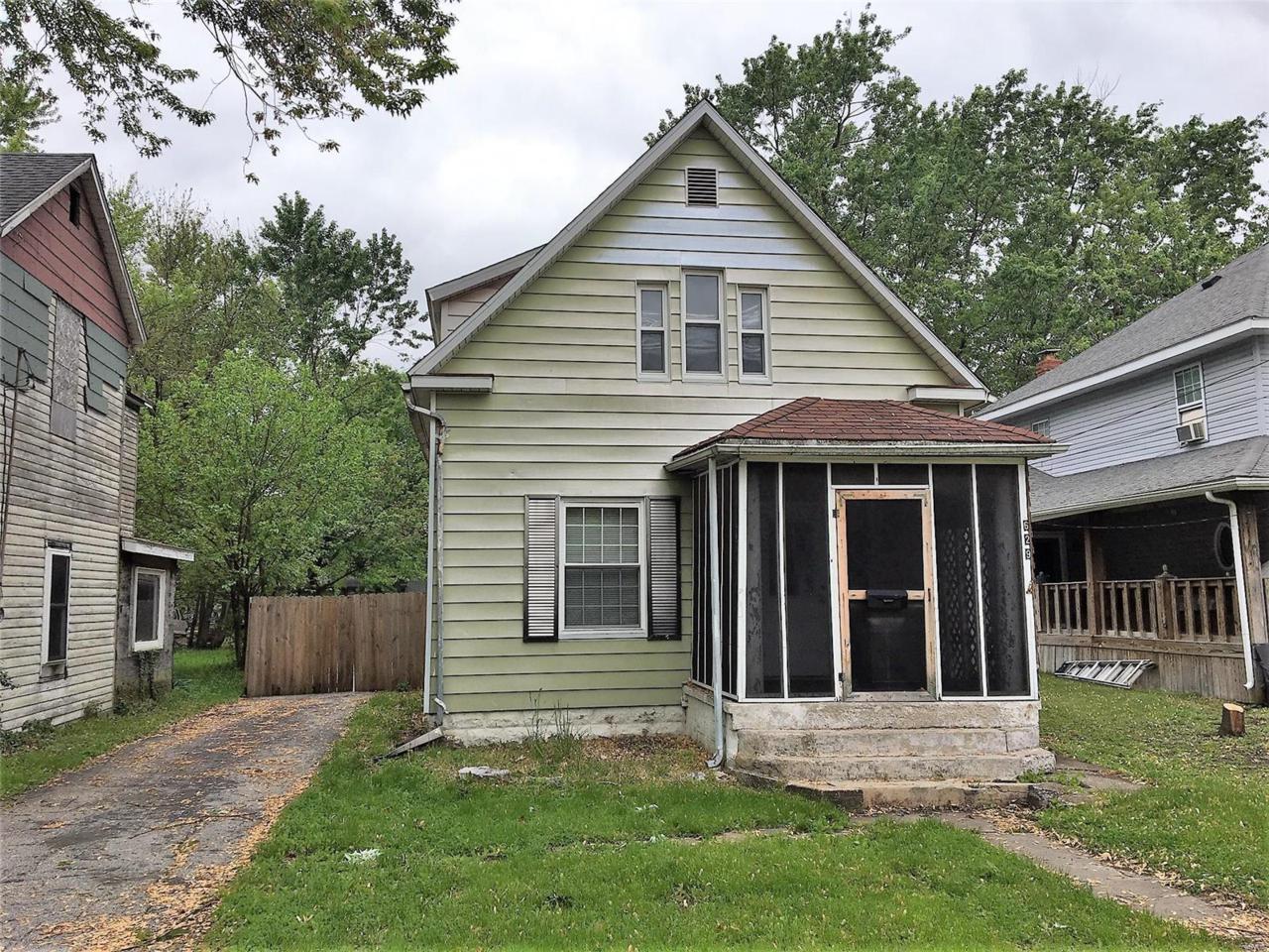 629 Union Street - Photo 1