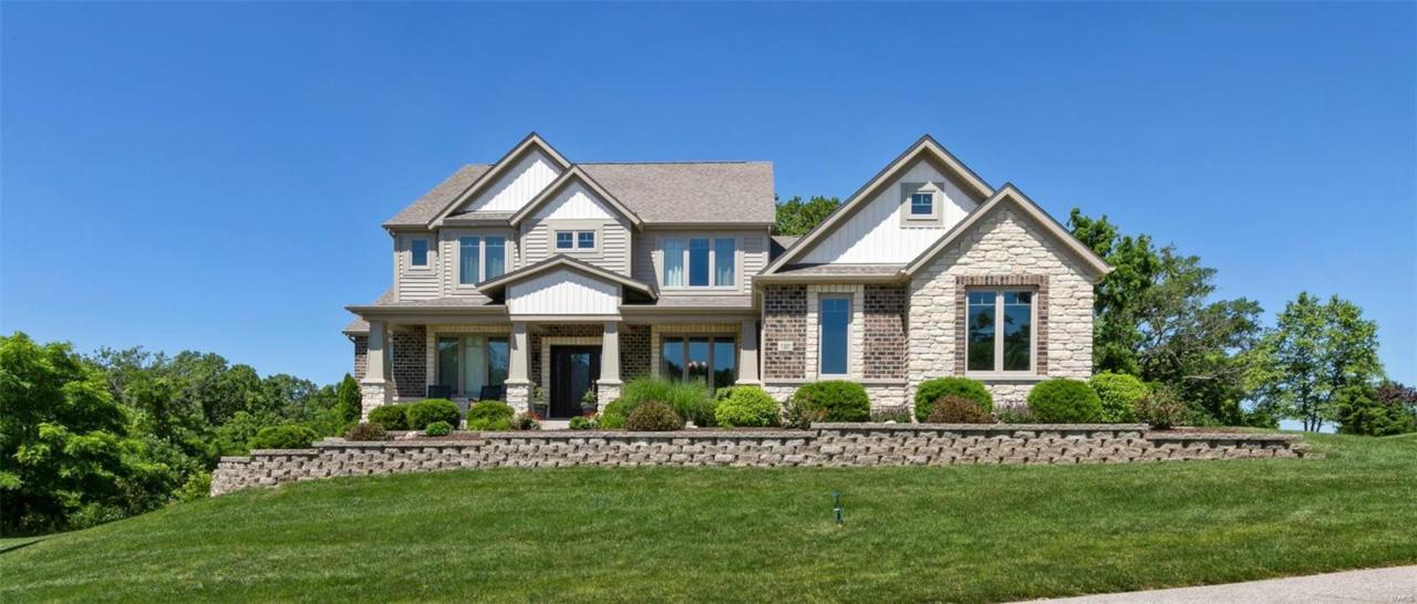 1307 Homestead Heights Drive - Photo 1