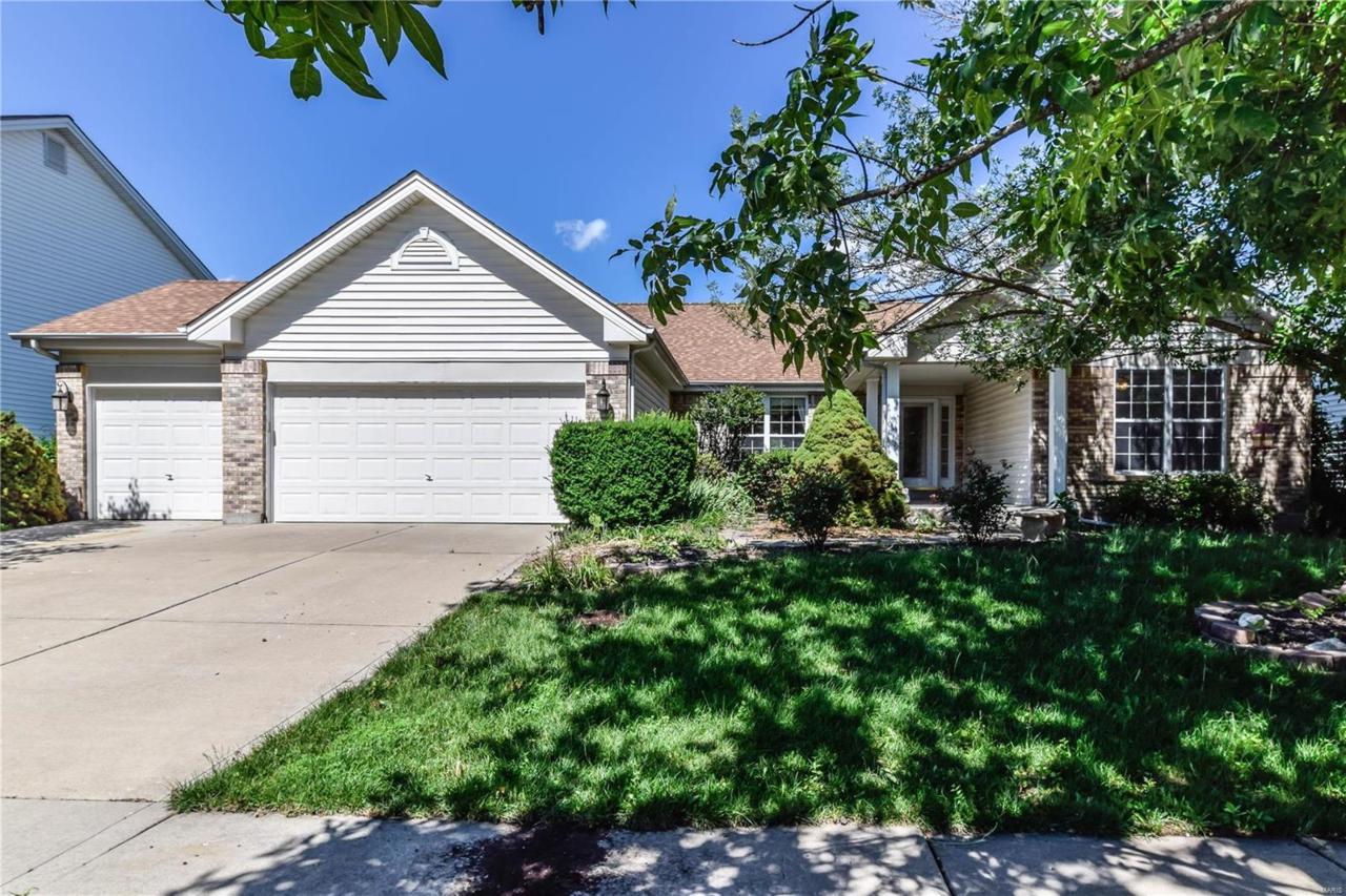 7329 Macleod Lane - Photo 1