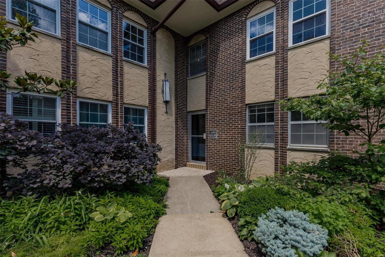 10315 Corbeil Drive - Photo 1