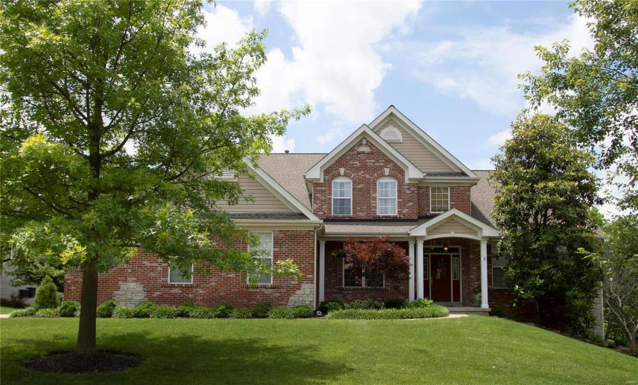 1434 Lucerne Place - Photo 1
