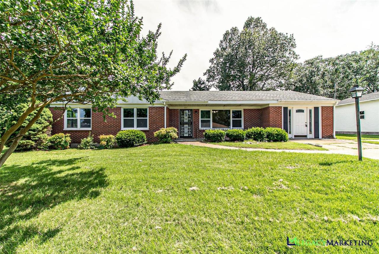 804 Hendrix - Photo 1
