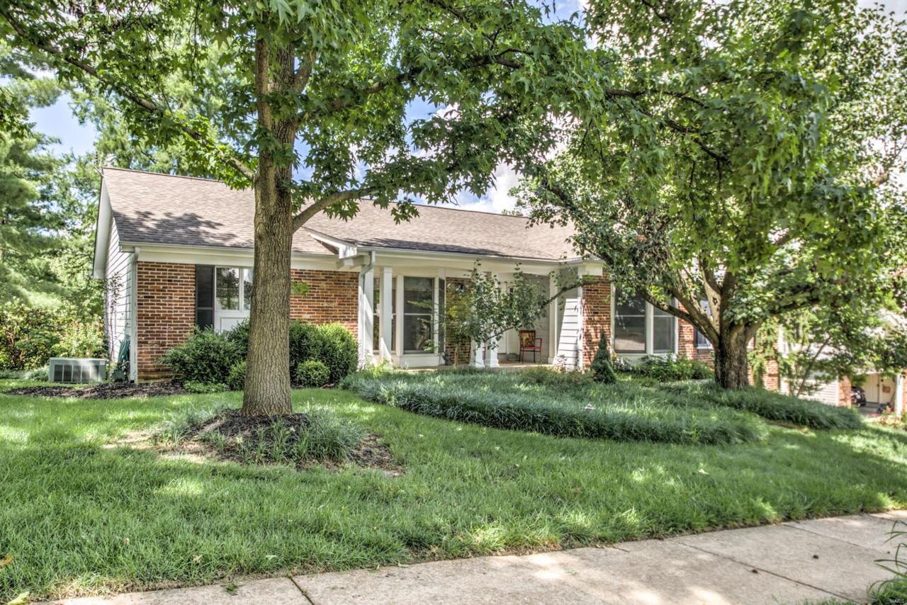 1231 De Noailles Drive - Photo 1