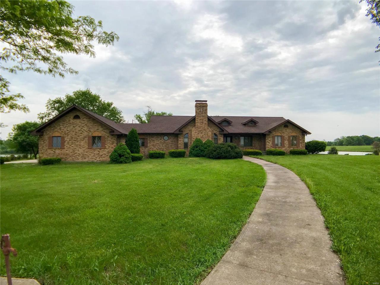 33502 Hwy 154 - Photo 1