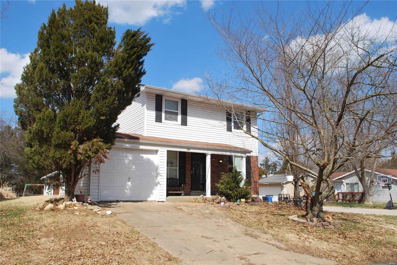 1607 Williamsburg - Photo 1
