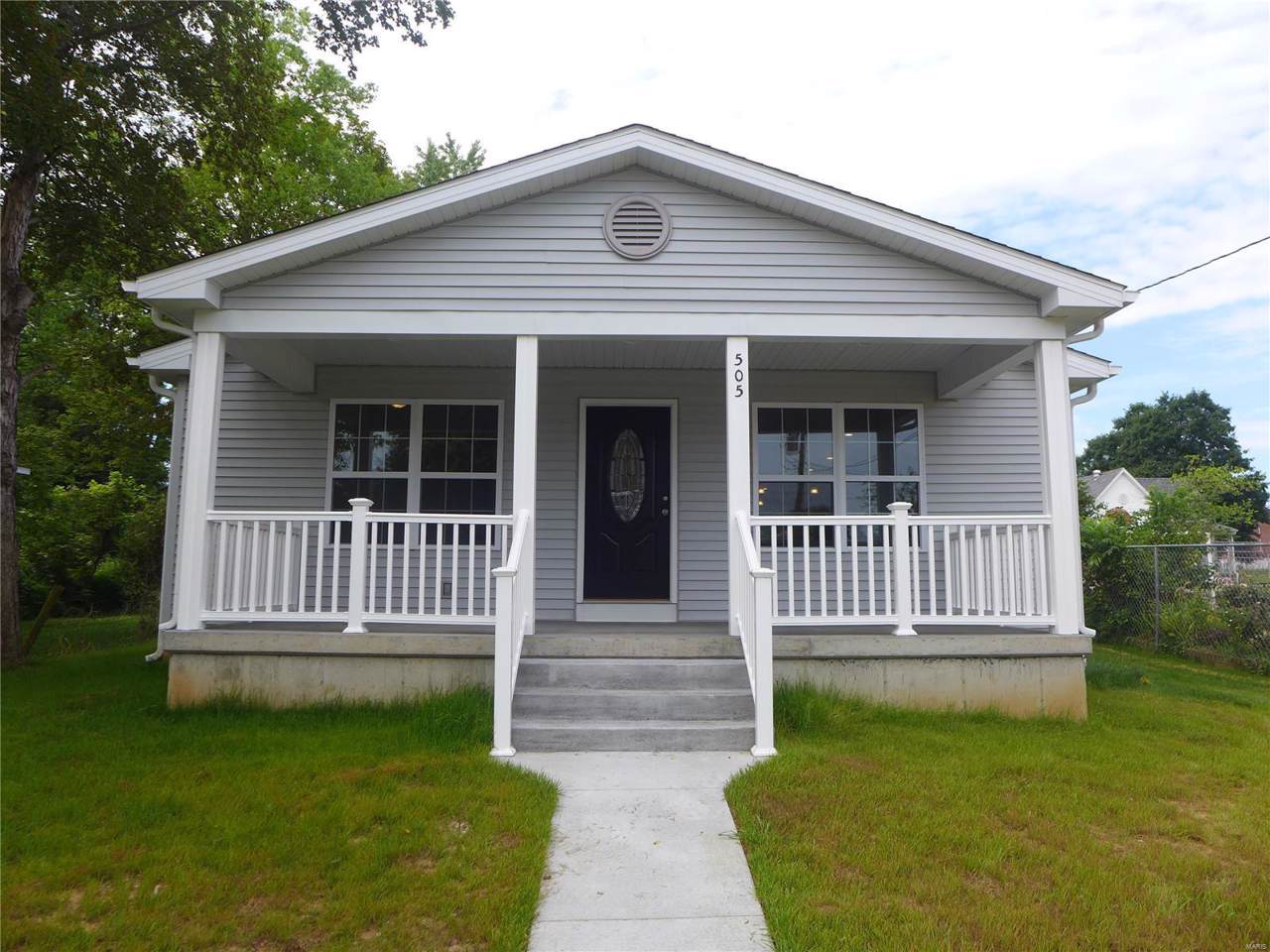505 Franklin Avenue - Photo 1