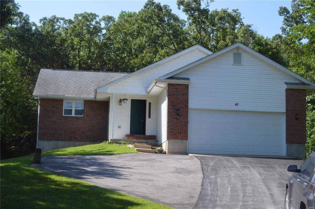45 Lakeview Drive - Photo 1
