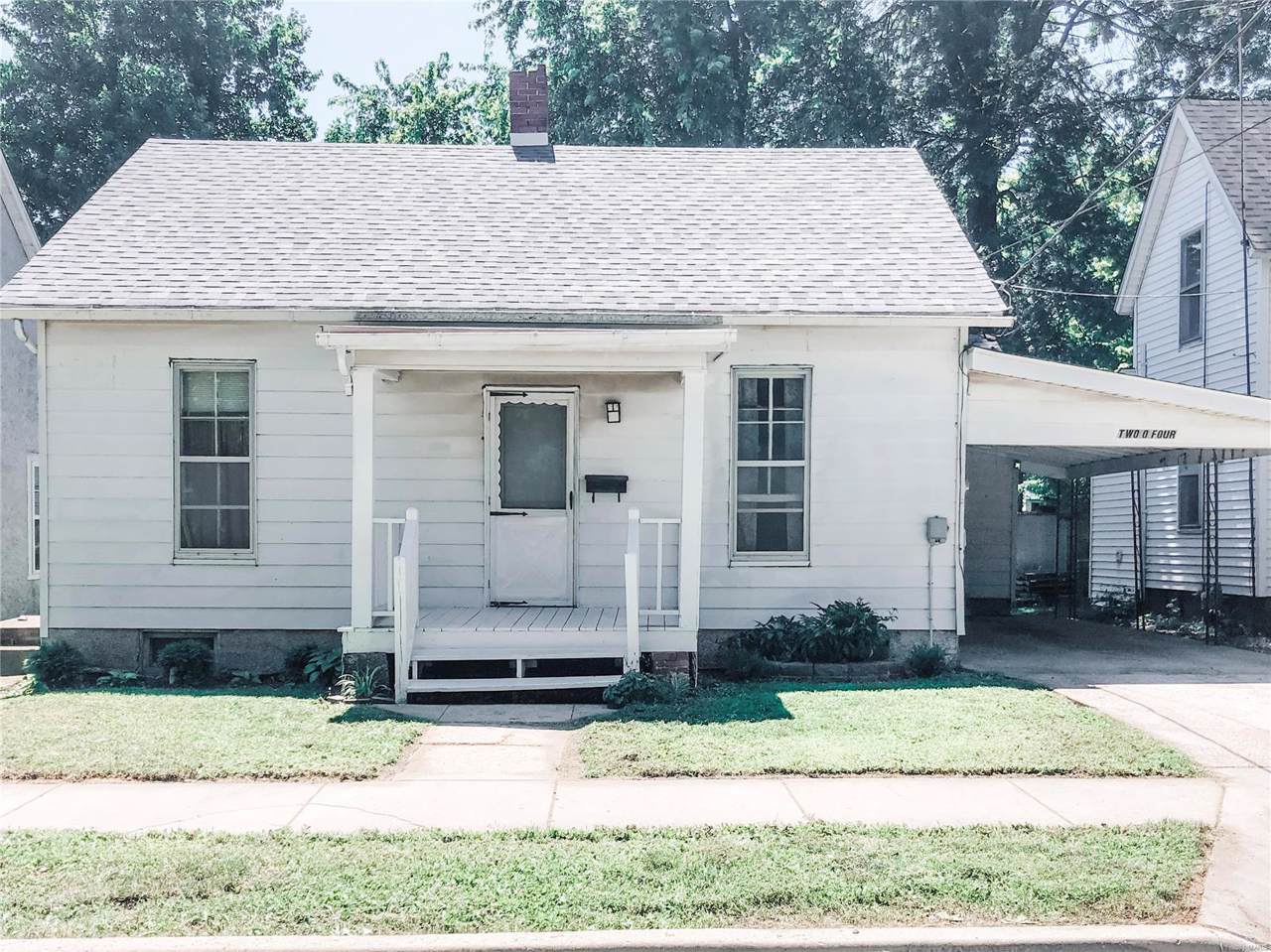204 Goodrich - Photo 1