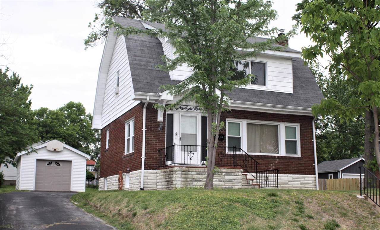 8815 Argyle Avenue - Photo 1