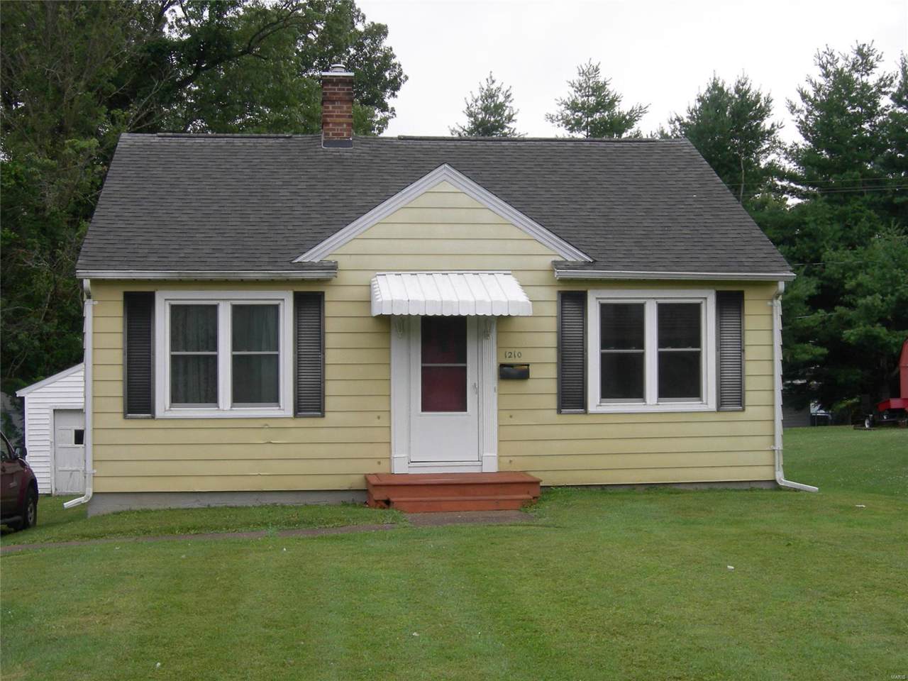 1210 Opdyke Street - Photo 1
