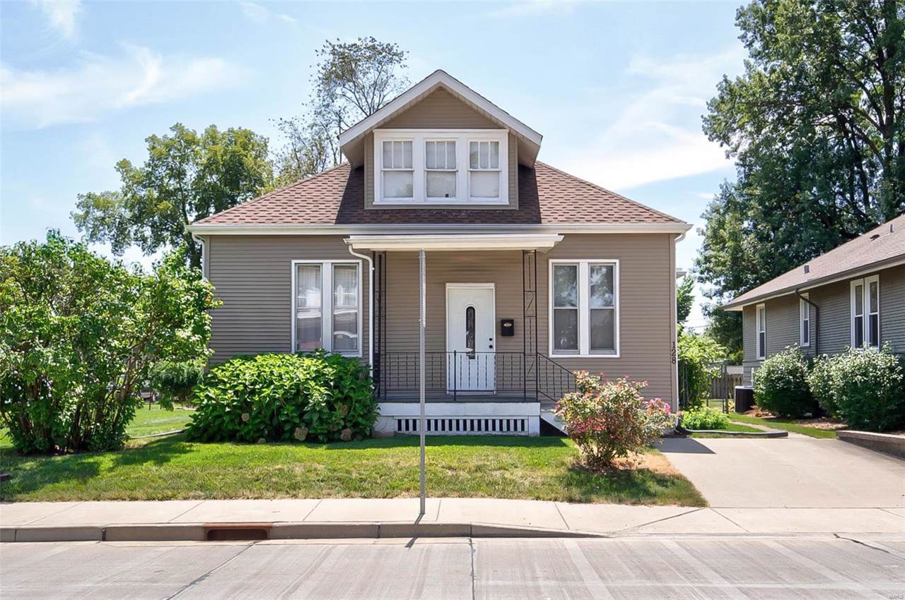 128 17th Street - Photo 1