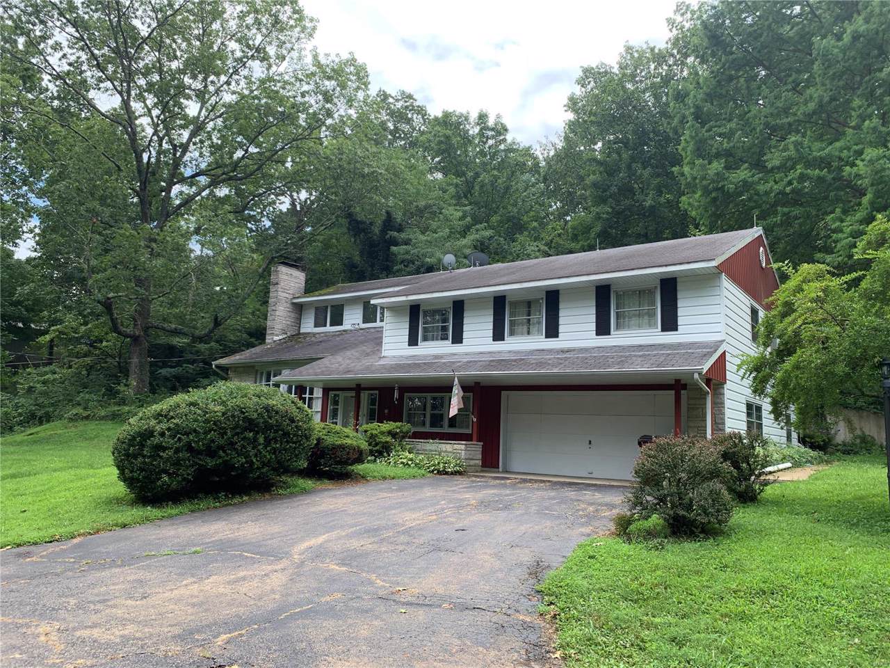 110 Oak Hill Drive - Photo 1