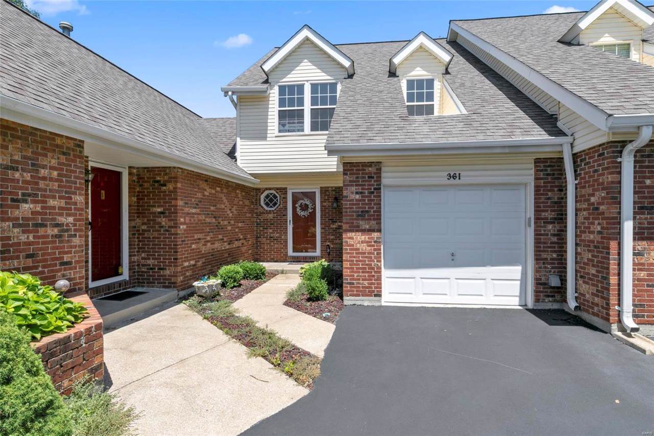 361 Windsor - Photo 1
