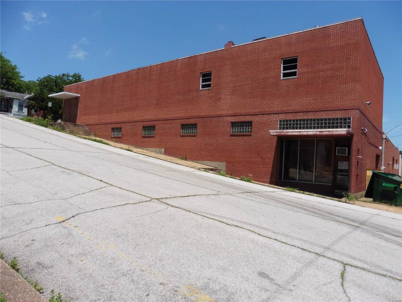 116 Easton Street - Photo 1