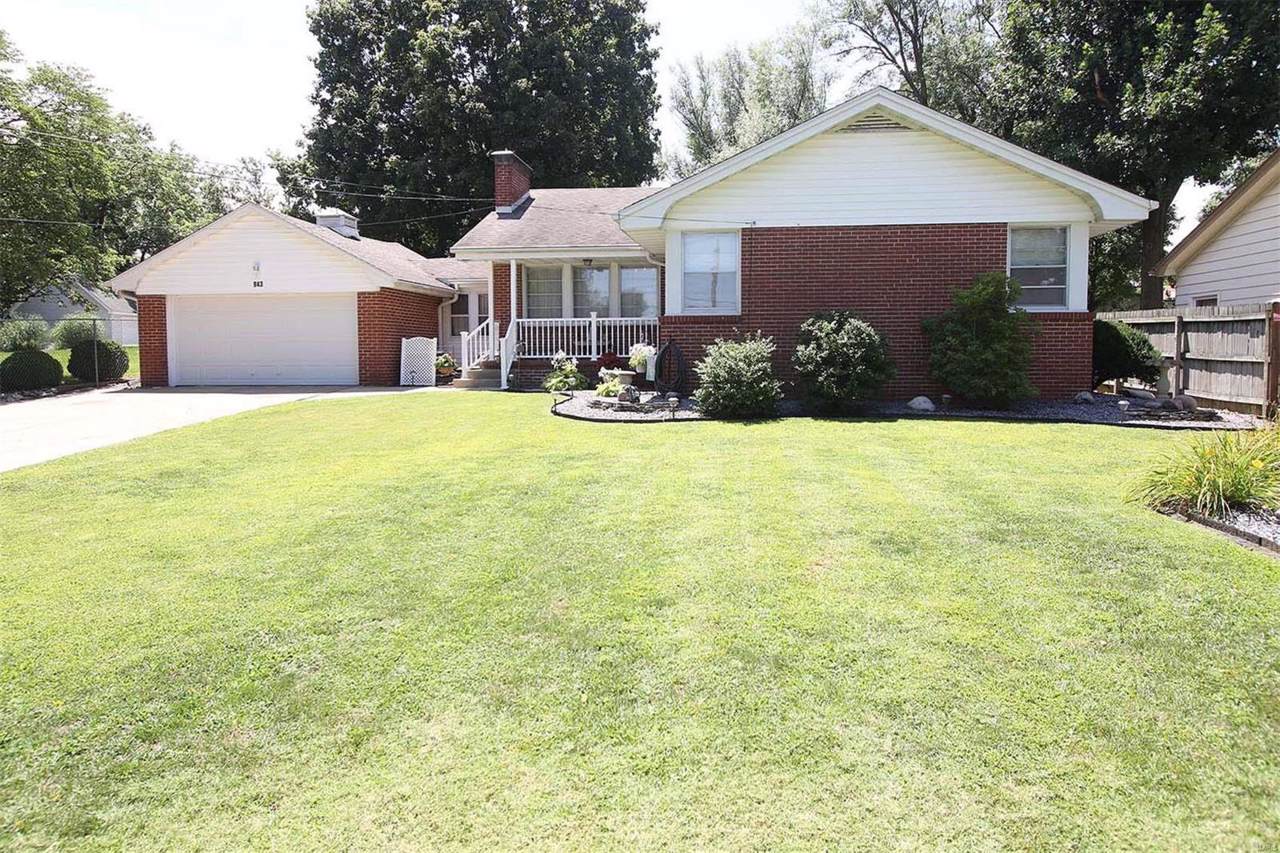 943 Delmar Avenue - Photo 1