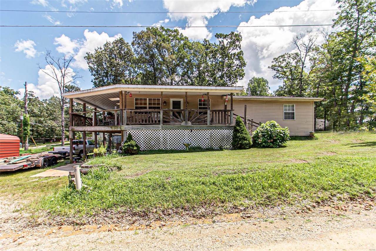 114 Pin Oak Drive - Photo 1