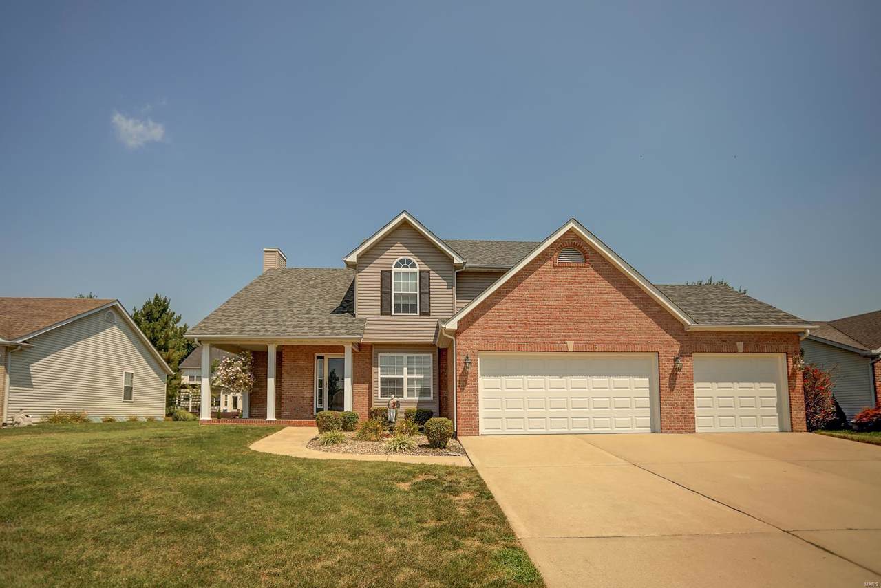 211 Bristol Drive - Photo 1
