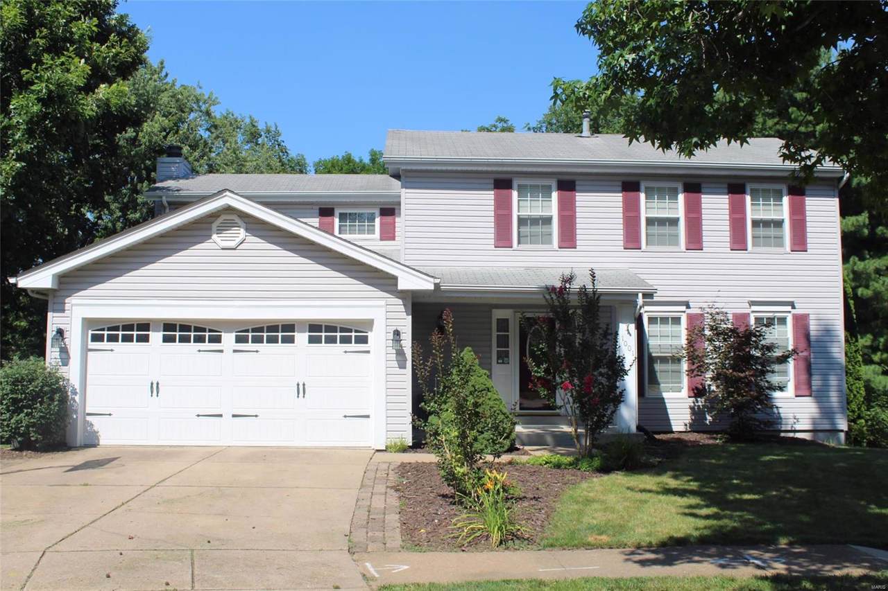 1001 Hollybend - Photo 1