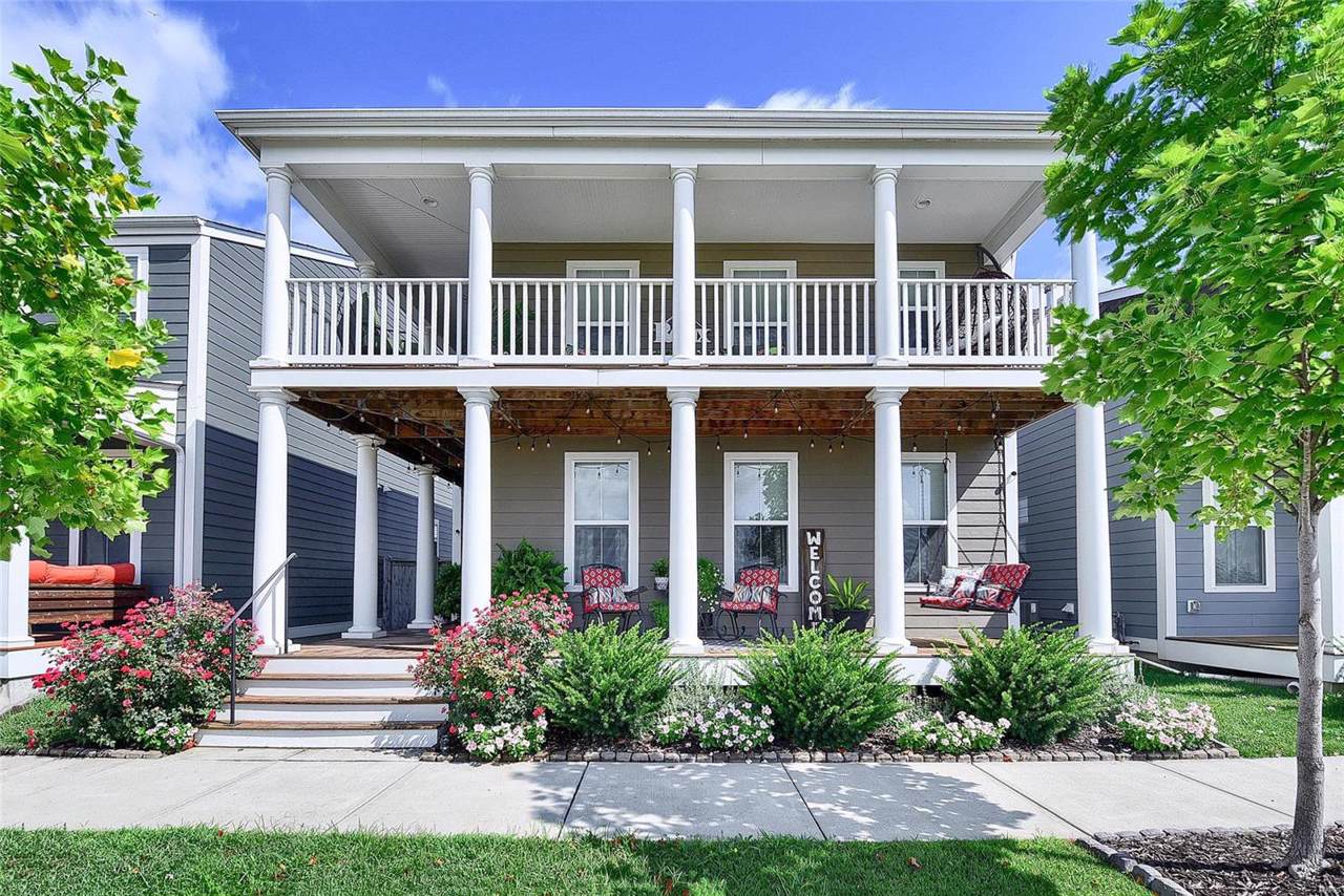3704 Canal Street - Photo 1