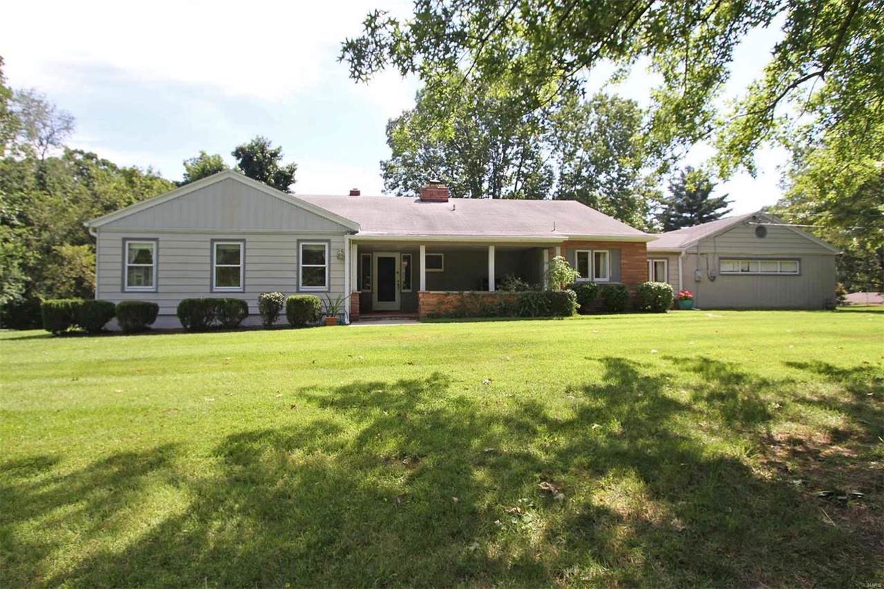 4909 Pierce Lane - Photo 1