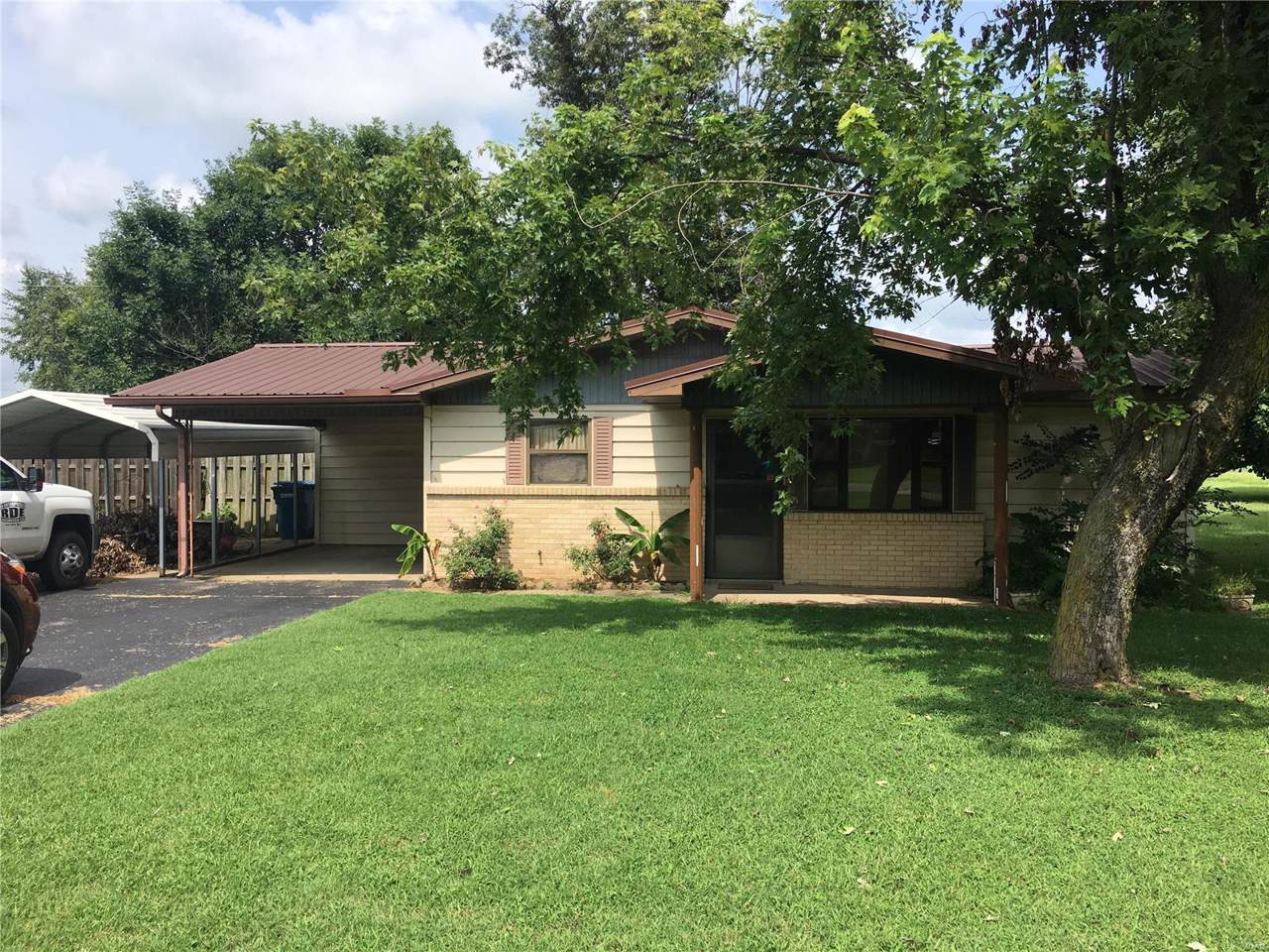 901 Almar - Photo 1