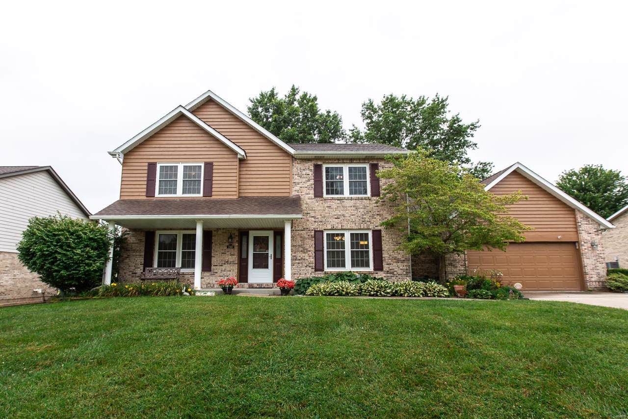 240 Lake Forest Drive - Photo 1