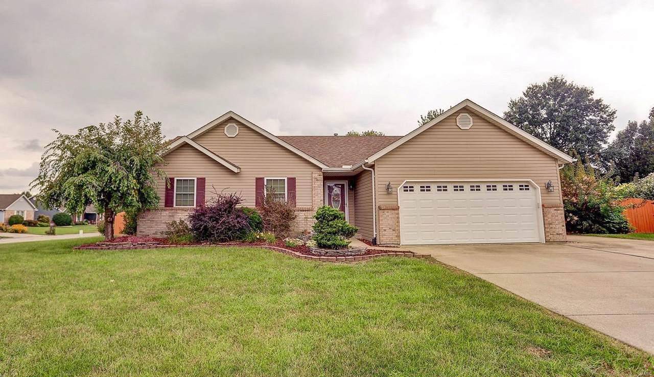 901 Rolling Meadows Drive - Photo 1