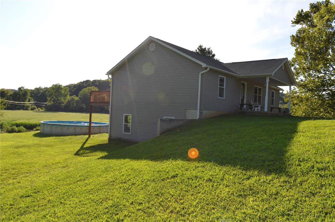 18705 Creek Road - Photo 1