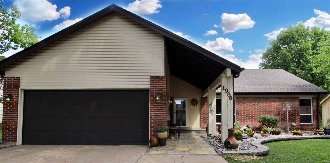 1986 Rule Avenue - Photo 1