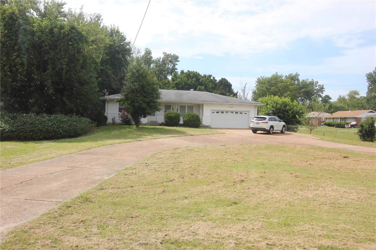 11555 Larimore Road - Photo 1