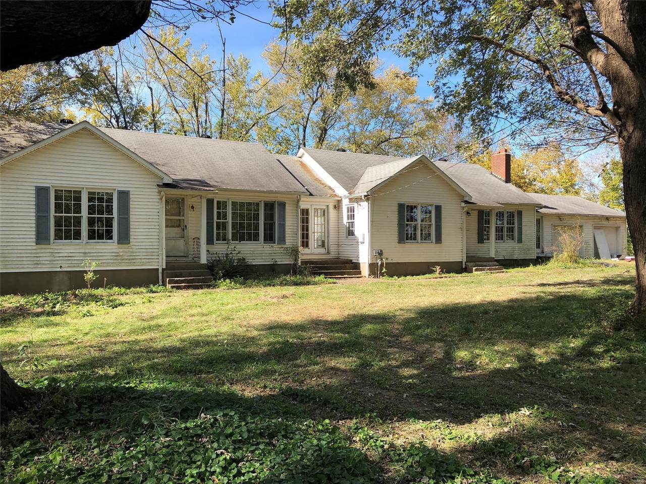 1305 Farmington Road - Photo 1