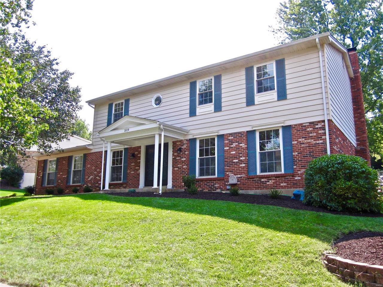 1019 Parkwatch Drive - Photo 1