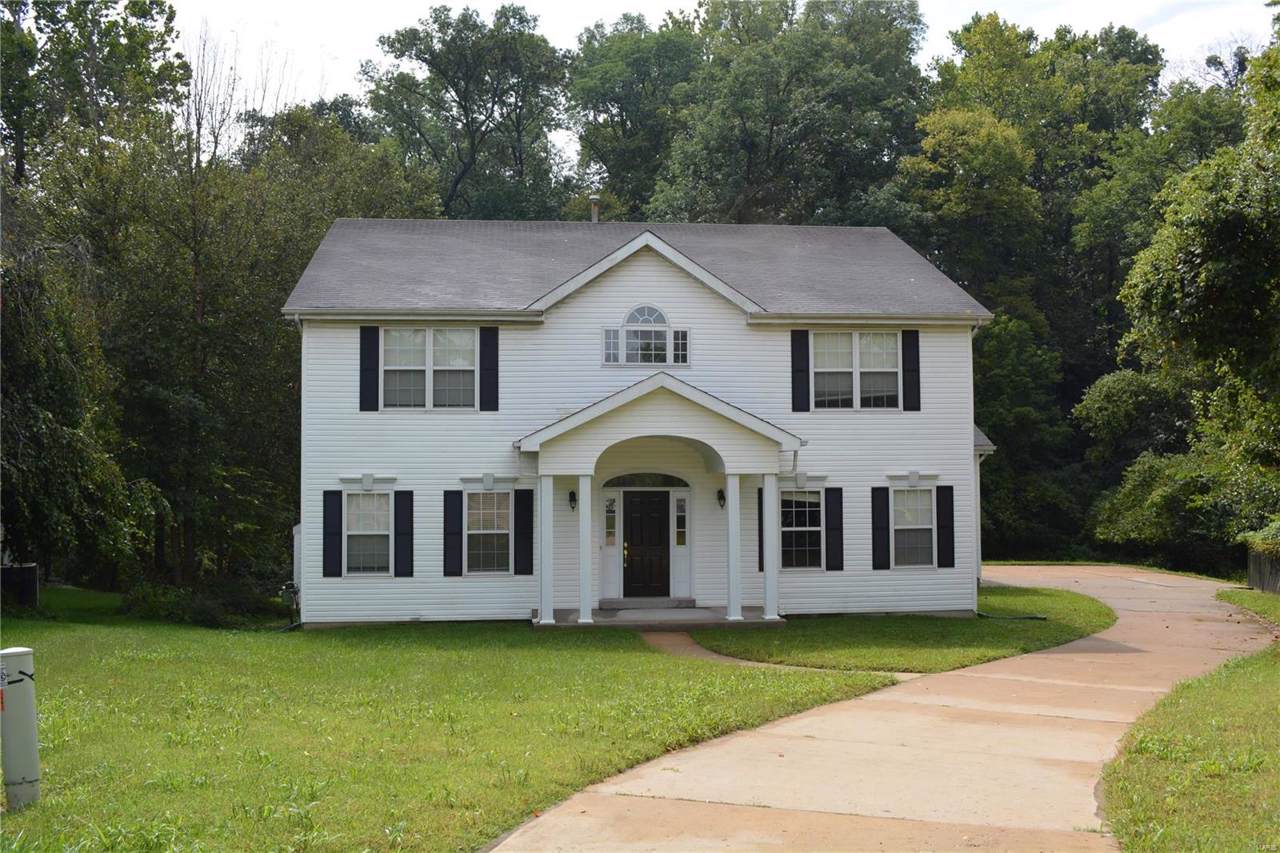 121 Seabrook Court - Photo 1