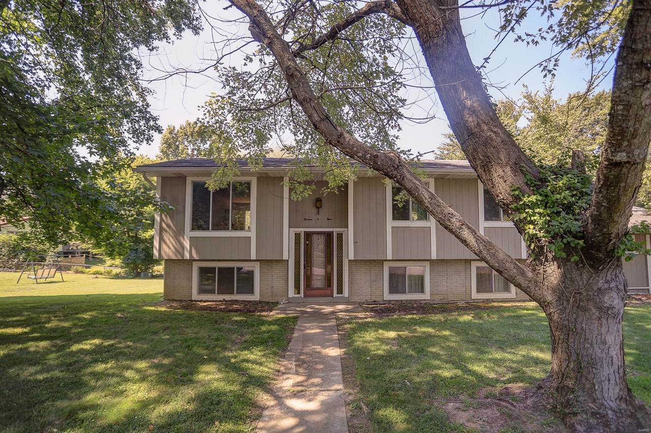 1309 Gloucester Drive - Photo 1