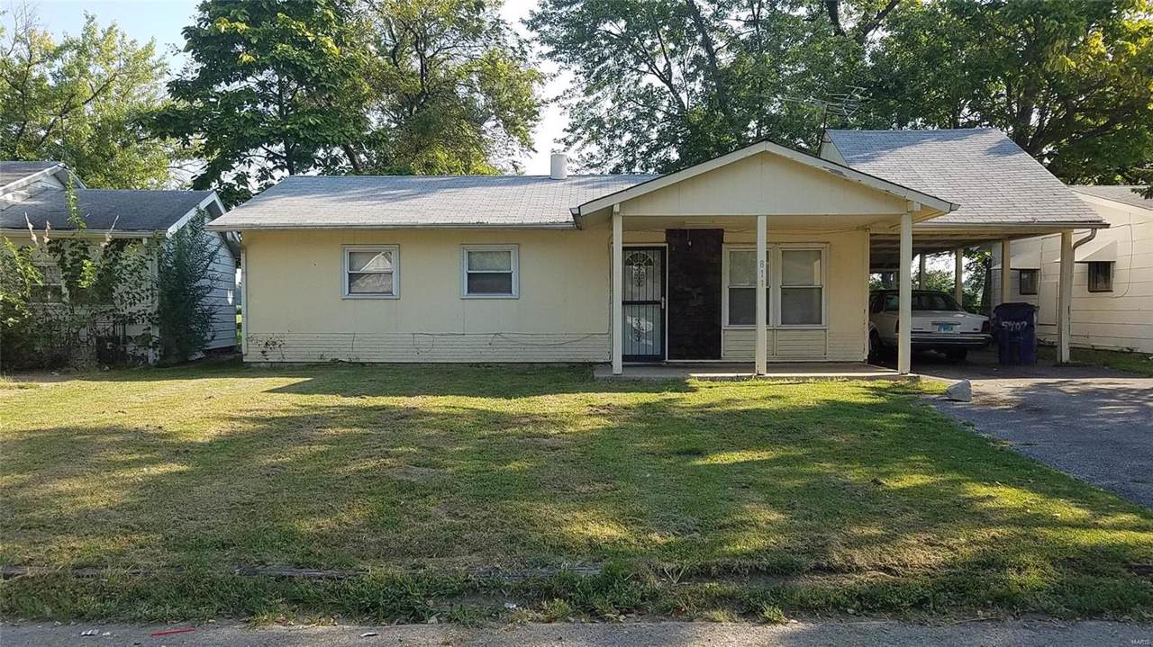 811 St. William Drive - Photo 1