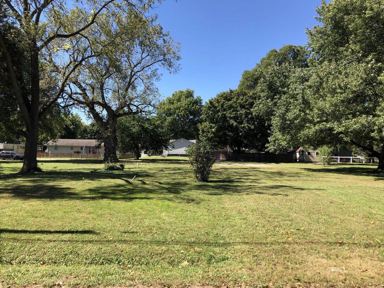 1115 Locust Street - Photo 1