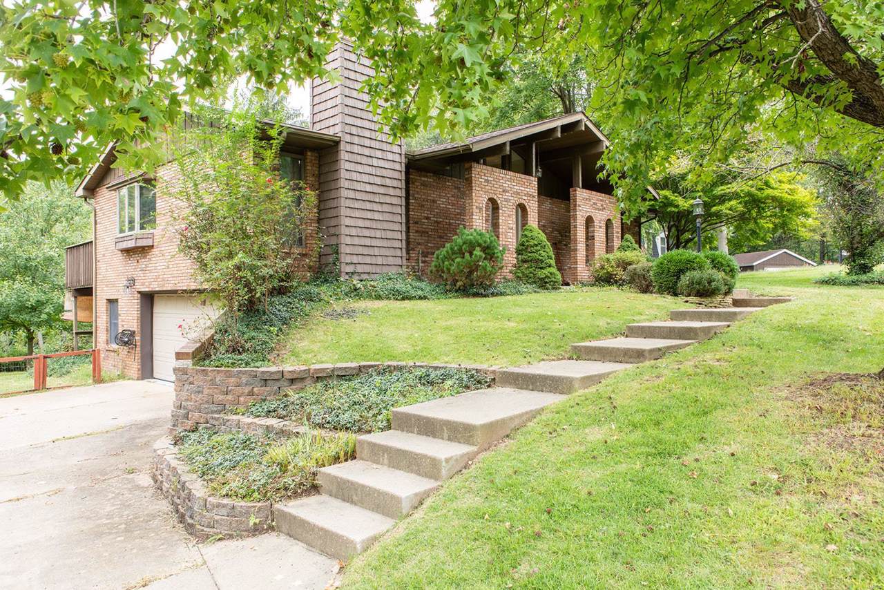 101 Commella Woods Cove - Photo 1