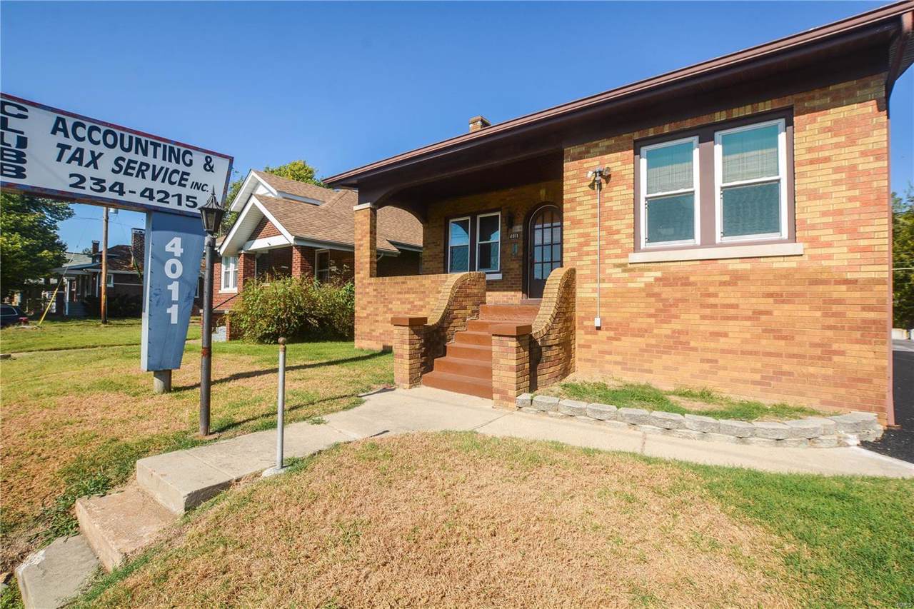 4011 Main - Photo 1