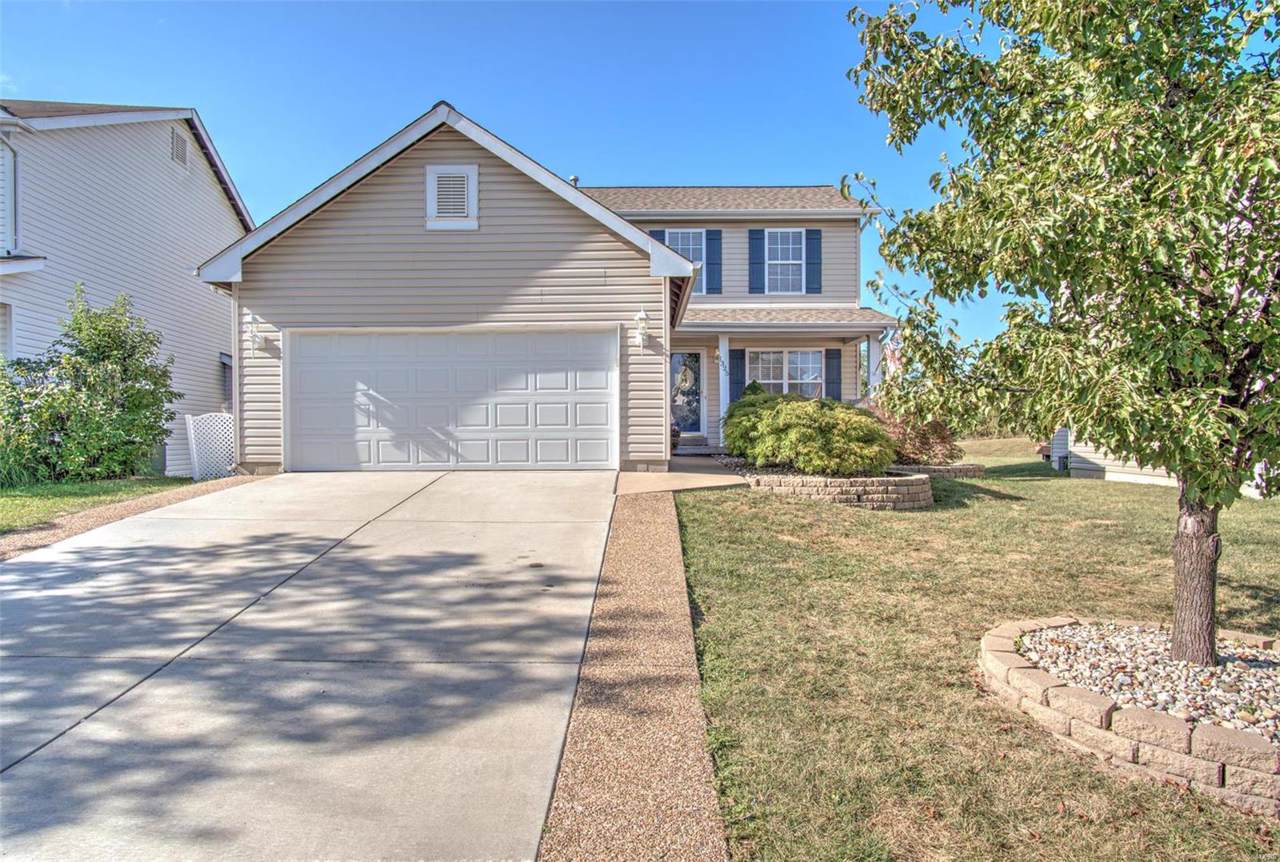 1325 Flintshire Lane - Photo 1