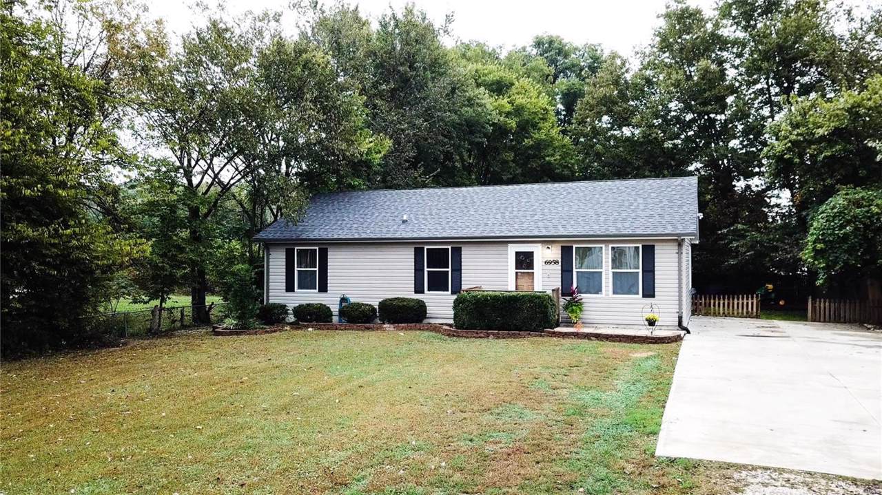 6958 Willing Street - Photo 1